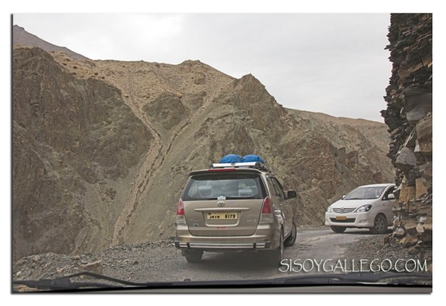 Carreteras polvorientas y justitas