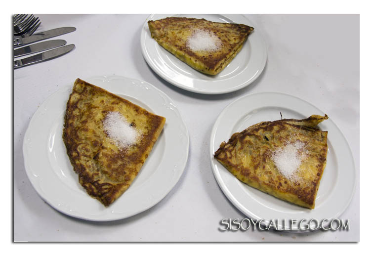 Filloas.Postre Gallego.Preparadas para flambear