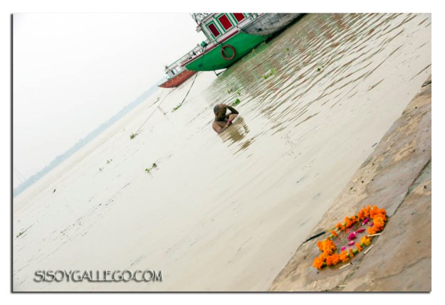 _Ganges.Ablucion matinal