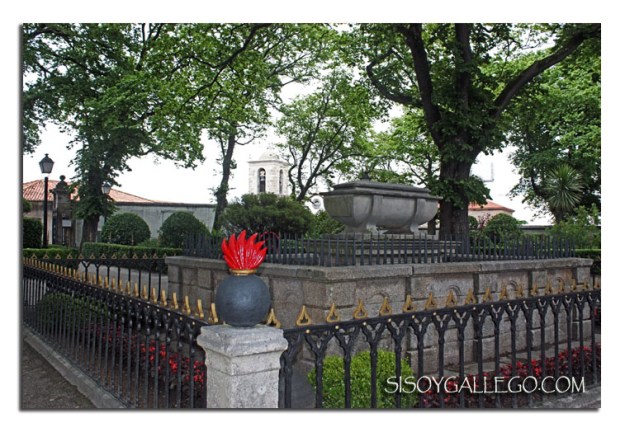 IMG_Tumba.Sir.John.Moore