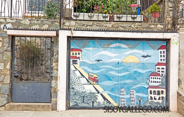 9.Valparaiso. Mural en un garage.